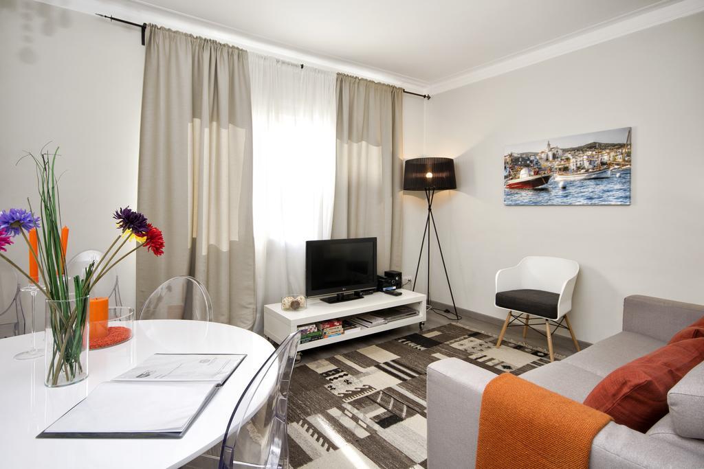 Eixample Building Apartments By Mercedes Heritage Barcelona Exteriér fotografie
